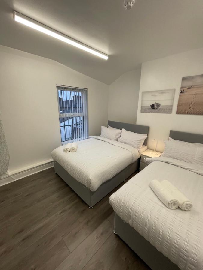 County Serviced 4* Liverpool
