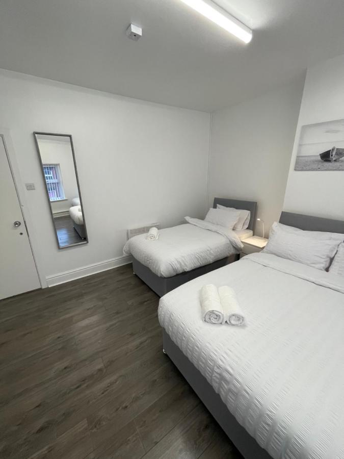 County Serviced 4* Liverpool